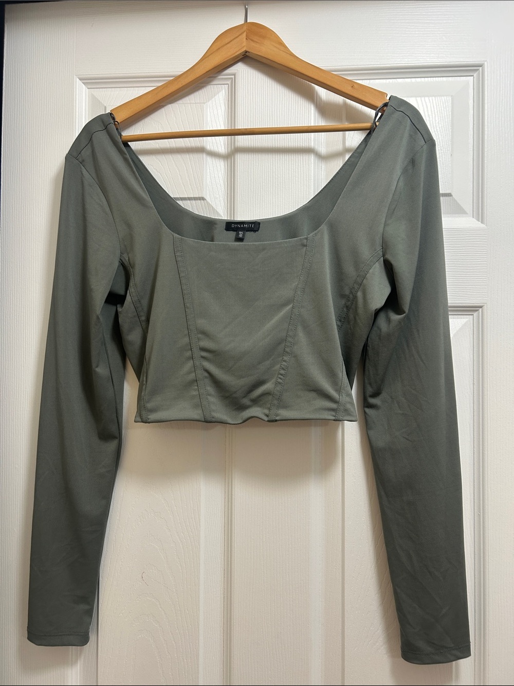 Dynamite Olive Green Square Neck Long Sleeve Crop Top